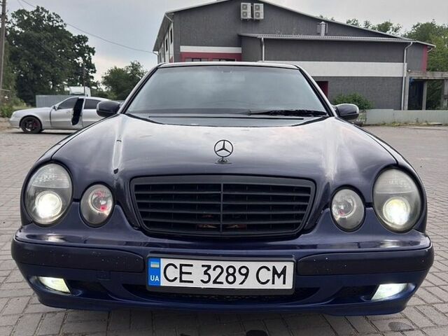 Синій Мерседес Е-Клас, об'ємом двигуна 2.2 л та пробігом 480 тис. км за 3200 $, фото 1 на Automoto.ua