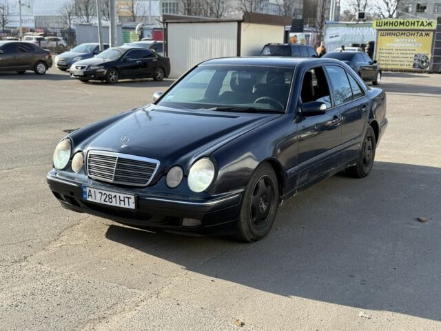 Синий Мерседес Е-Класс, объемом двигателя 2.1 л и пробегом 250 тыс. км за 2550 $, фото 1 на Automoto.ua