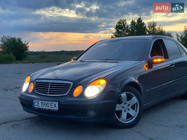 Синий Мерседес Е-Класс, объемом двигателя 2.2 л и пробегом 440 тыс. км за 4300 $, фото 1 на Automoto.ua