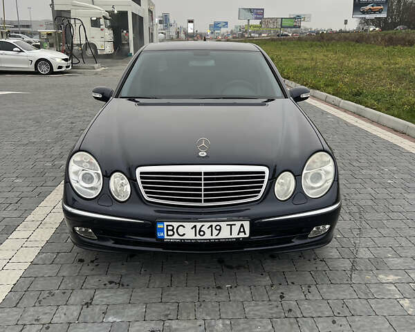 Синій Мерседес Е-Клас, об'ємом двигуна 2.6 л та пробігом 246 тис. км за 6990 $, фото 1 на Automoto.ua