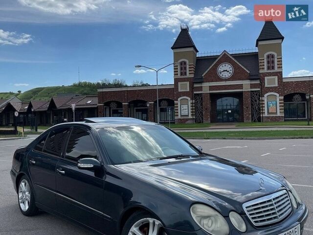 Синий Мерседес Е-Класс, объемом двигателя 2.7 л и пробегом 370 тыс. км за 6700 $, фото 1 на Automoto.ua