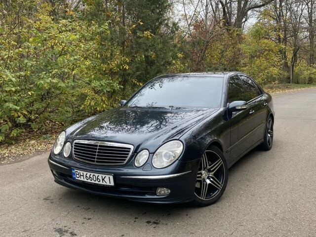 Синій Мерседес Е-Клас, об'ємом двигуна 2.7 л та пробігом 226 тис. км за 8000 $, фото 1 на Automoto.ua