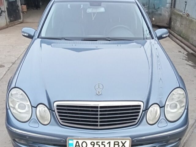 Синій Мерседес Е-Клас, об'ємом двигуна 2.1 л та пробігом 410 тис. км за 6700 $, фото 1 на Automoto.ua