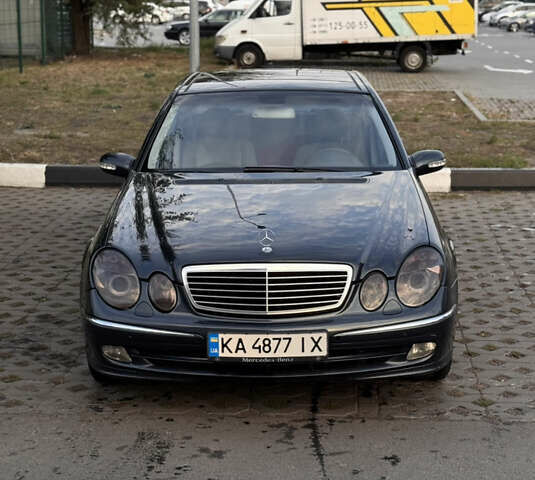 Синий Мерседес Е-Класс, объемом двигателя 3.2 л и пробегом 390 тыс. км за 6800 $, фото 1 на Automoto.ua