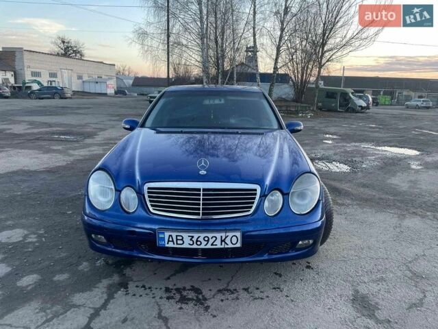 Синій Мерседес Е-Клас, об'ємом двигуна 2 л та пробігом 400 тис. км за 5999 $, фото 1 на Automoto.ua