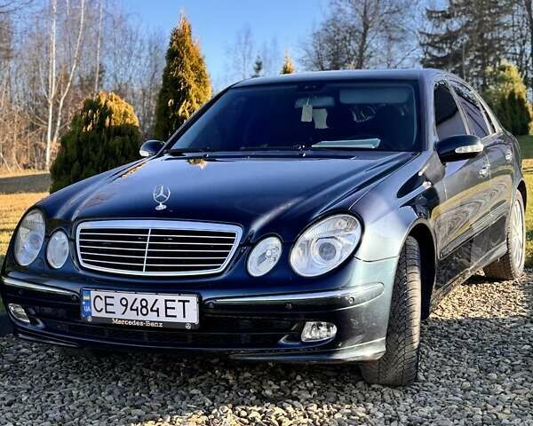 Синий Мерседес Е-Класс, объемом двигателя 2.1 л и пробегом 362 тыс. км за 8700 $, фото 1 на Automoto.ua