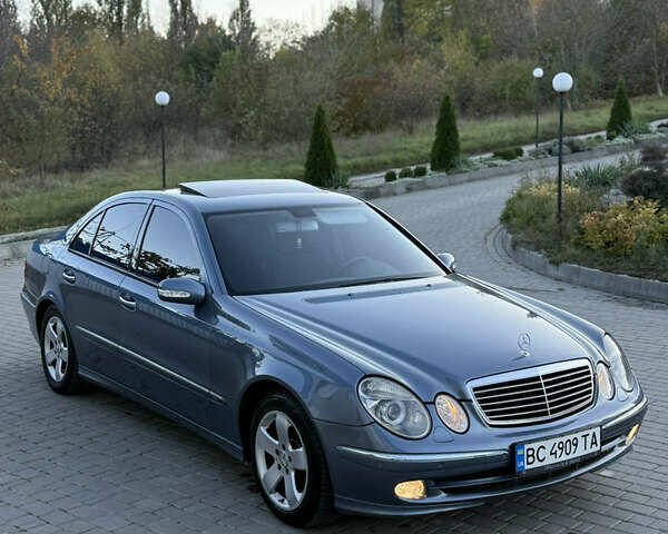 Мерседес Е-Класс 2004 в Каменце-Подольском на Automoto.ua Синий Мерседес Е-Класс, объемом двигателя 2.69 л и пробегом 307 тыс. км за 6999 $, фото 1 на Automoto.ua