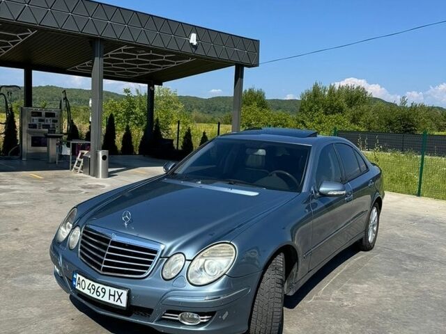 Синій Мерседес Е-Клас, об'ємом двигуна 3 л та пробігом 288 тис. км за 8300 $, фото 1 на Automoto.ua
