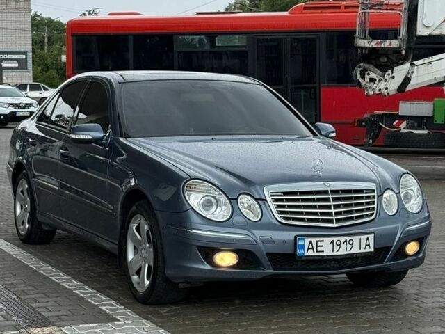 Синій Мерседес Е-Клас, об'ємом двигуна 3 л та пробігом 253 тис. км за 6300 $, фото 1 на Automoto.ua