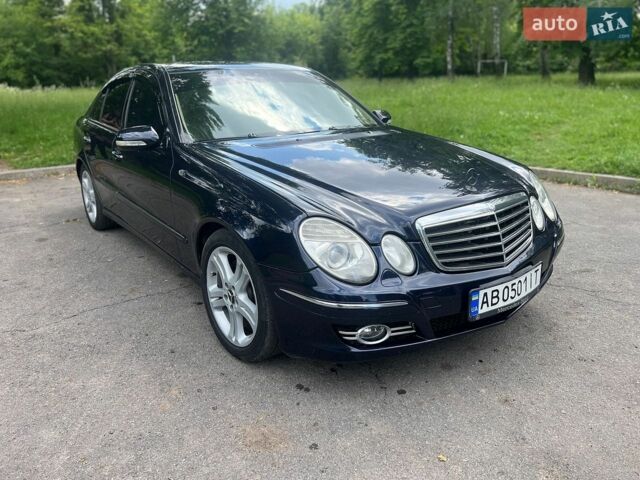 Синій Мерседес Е-Клас, об'ємом двигуна 3 л та пробігом 380 тис. км за 7200 $, фото 1 на Automoto.ua