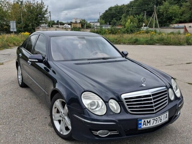 Мерседес Е-Класс 2007 в Житомире на Automoto.ua Синий Мерседес Е-Класс, объемом двигателя 3 л и пробегом 343 тыс. км за 8000 $, фото 1 на Automoto.ua