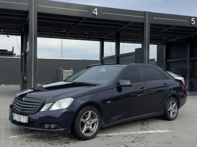 Синій Мерседес Е-Клас, об'ємом двигуна 1.8 л та пробігом 290 тис. км за 9041 $, фото 1 на Automoto.ua