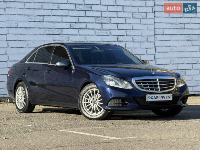 Синій Мерседес Е-Клас, об'ємом двигуна 2.14 л та пробігом 360 тис. км за 16000 $, фото 1 на Automoto.ua
