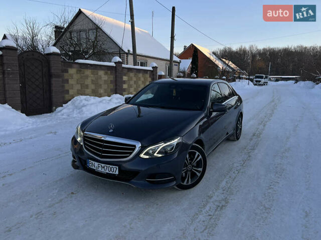 Синій Мерседес Е-Клас, об'ємом двигуна 3 л та пробігом 337 тис. км за 17500 $, фото 1 на Automoto.ua