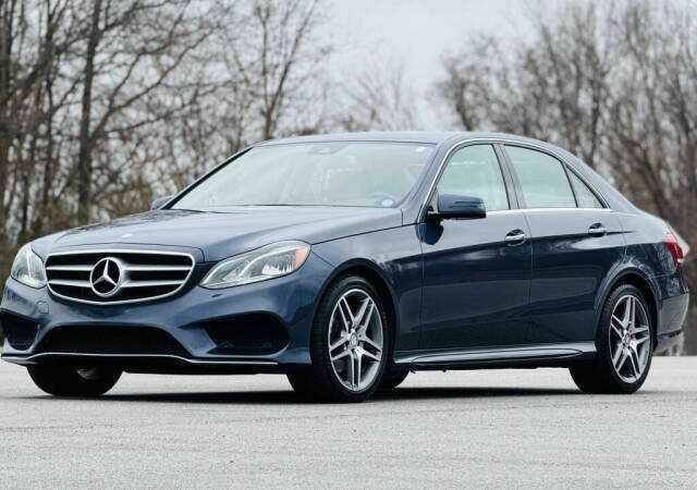 Синій Мерседес Е-Клас, об'ємом двигуна 3.5 л та пробігом 48 тис. км за 1900 $, фото 1 на Automoto.ua