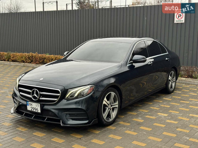 Синій Мерседес Е-Клас, об'ємом двигуна 1.99 л та пробігом 100 тис. км за 22999 $, фото 1 на Automoto.ua