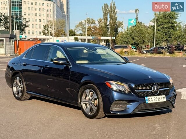 Синій Мерседес Е-Клас, об'ємом двигуна 1.99 л та пробігом 122 тис. км за 28000 $, фото 1 на Automoto.ua