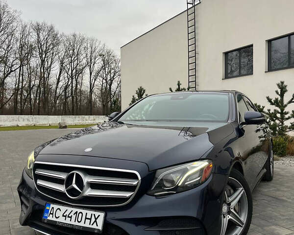 Синий Мерседес Е-Класс, объемом двигателя 1.99 л и пробегом 166 тыс. км за 27800 $, фото 1 на Automoto.ua