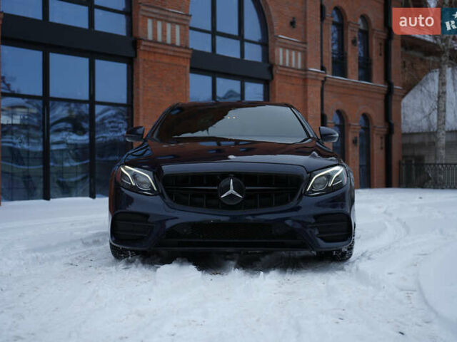 Синій Мерседес Е-Клас, об'ємом двигуна 1.99 л та пробігом 73 тис. км за 28800 $, фото 1 на Automoto.ua