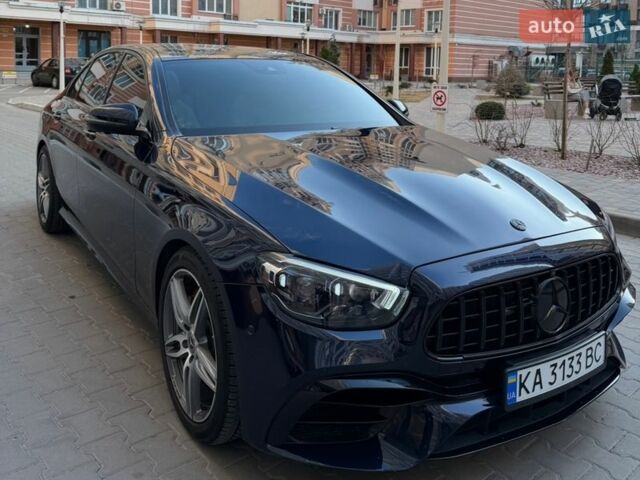 Синий Мерседес Е-Класс, объемом двигателя 1.99 л и пробегом 82 тыс. км за 37999 $, фото 1 на Automoto.ua