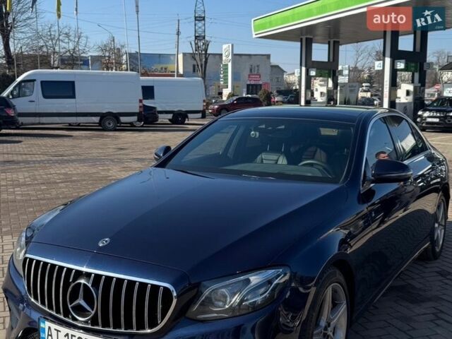 Синій Мерседес Е-Клас, об'ємом двигуна 1.95 л та пробігом 163 тис. км за 35000 $, фото 1 на Automoto.ua