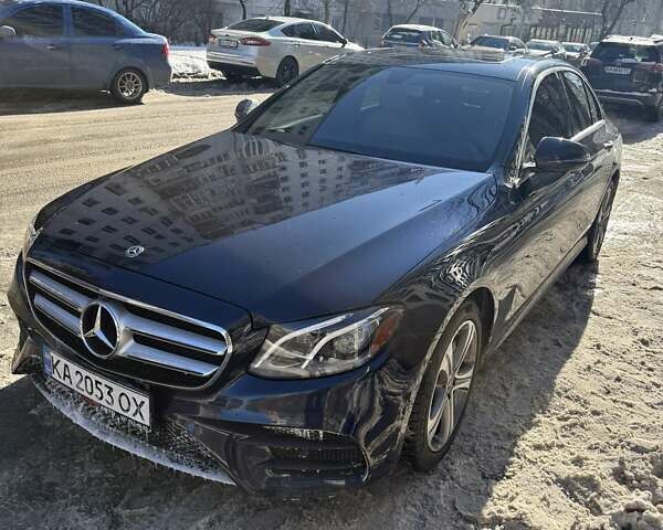 Синій Мерседес Е-Клас, об'ємом двигуна 1.99 л та пробігом 90 тис. км за 31500 $, фото 1 на Automoto.ua