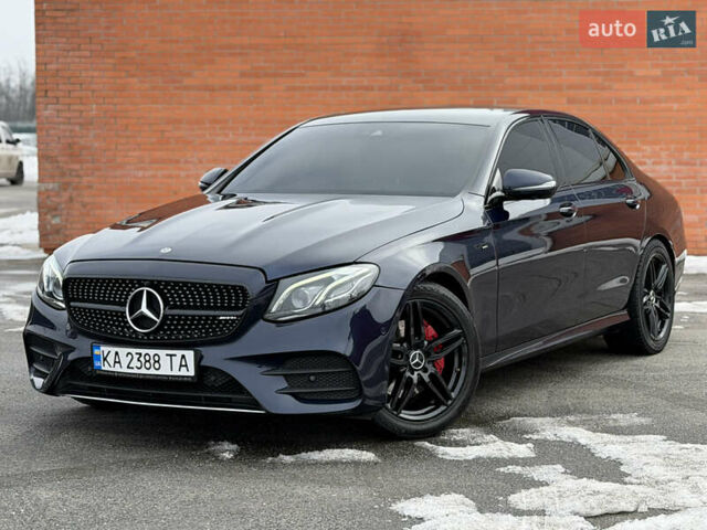 Синій Мерседес Е-Клас, об'ємом двигуна 1.95 л та пробігом 120 тис. км за 31900 $, фото 1 на Automoto.ua
