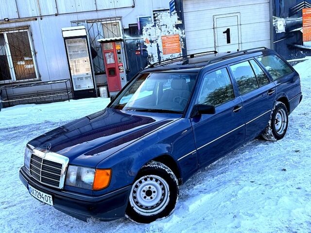 Синий Мерседес Е-Класс, объемом двигателя 2.3 л и пробегом 352 тыс. км за 1950 $, фото 1 на Automoto.ua