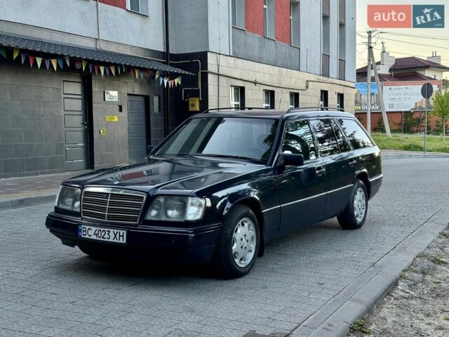 Синій Мерседес Е-Клас, об'ємом двигуна 2.8 л та пробігом 397 тис. км за 2700 $, фото 1 на Automoto.ua
