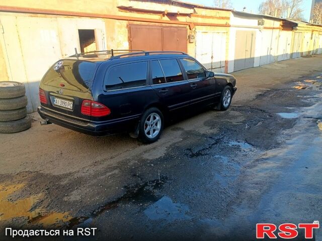 Синій Мерседес Е-Клас, об'ємом двигуна 2 л та пробігом 0 тис. км за 3000 $, фото 1 на Automoto.ua