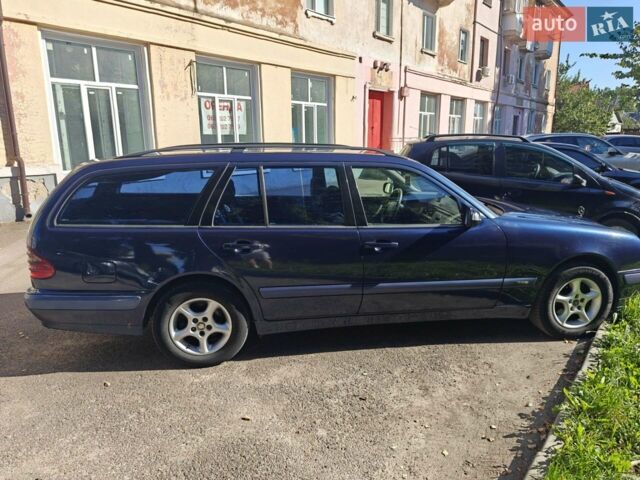 Синій Мерседес Е-Клас, об'ємом двигуна 2.2 л та пробігом 566 тис. км за 3300 $, фото 1 на Automoto.ua