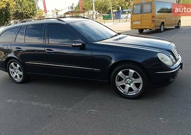 Синий Мерседес Е-Класс, объемом двигателя 2.69 л и пробегом 190 тыс. км за 5200 $, фото 1 на Automoto.ua