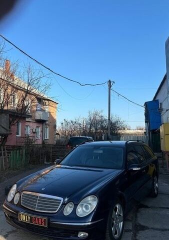 Синій Мерседес Е-Клас, об'ємом двигуна 4.97 л та пробігом 300 тис. км за 3750 $, фото 1 на Automoto.ua