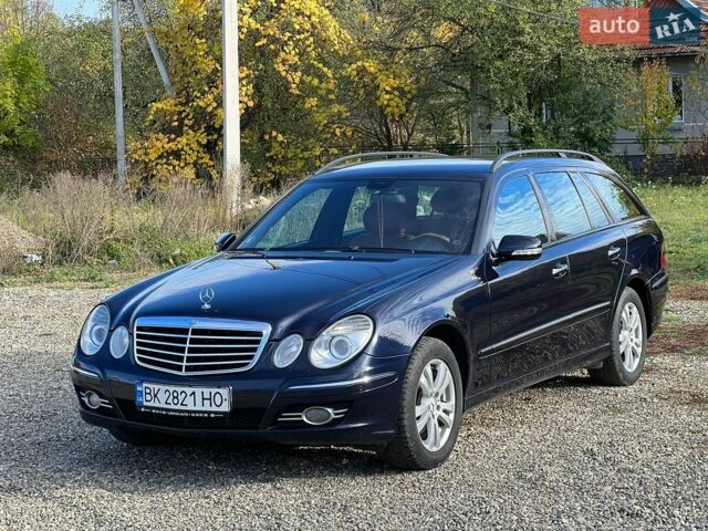 Синій Мерседес Е-Клас, об'ємом двигуна 3 л та пробігом 261 тис. км за 7900 $, фото 1 на Automoto.ua