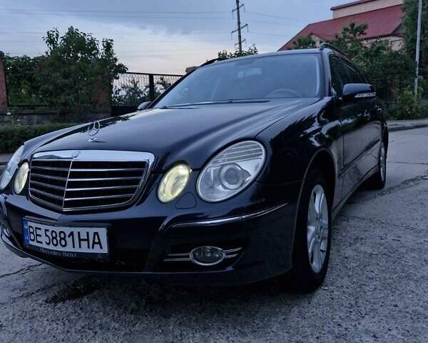 Синий Мерседес Е-Класс, объемом двигателя 1.8 л и пробегом 160 тыс. км за 8200 $, фото 1 на Automoto.ua