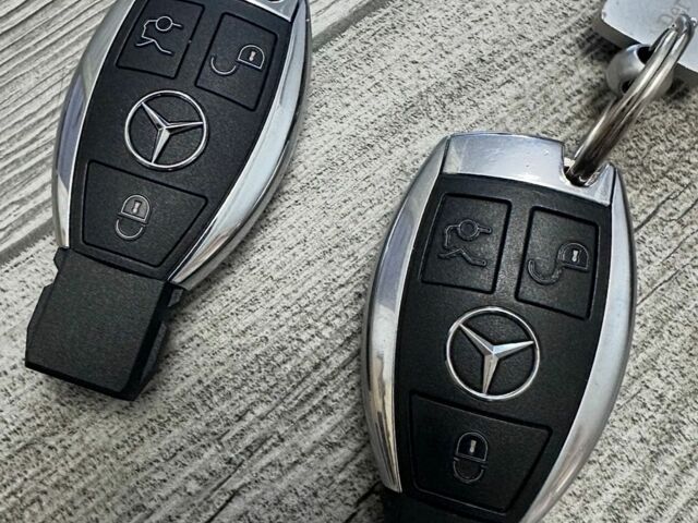 Синій Мерседес Е-Клас, об'ємом двигуна 2.14 л та пробігом 187 тис. км за 10800 $, фото 1 на Automoto.ua
