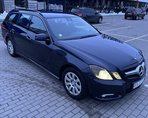 Синій Мерседес Е-Клас, об'ємом двигуна 2.14 л та пробігом 181 тис. км за 15000 $, фото 1 на Automoto.ua