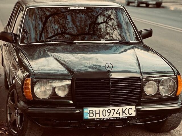 Зелений Мерседес Е-Клас, об'ємом двигуна 1.99 л та пробігом 500 тис. км за 1500 $, фото 1 на Automoto.ua