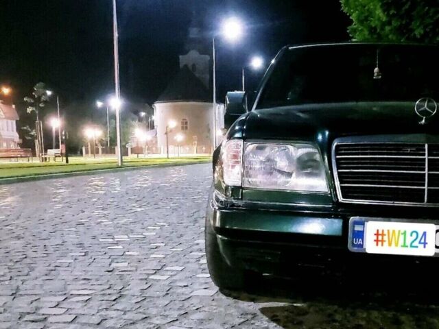 Зелений Мерседес Е-Клас, об'ємом двигуна 2.2 л та пробігом 630 тис. км за 2999 $, фото 1 на Automoto.ua