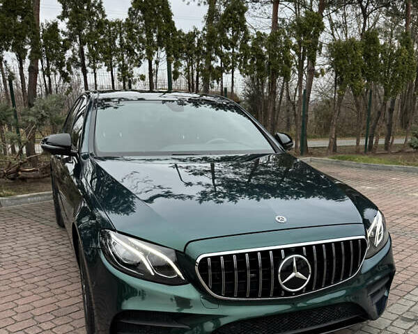 Зеленый Мерседес Е-Класс, объемом двигателя 3 л и пробегом 95 тыс. км за 40000 $, фото 1 на Automoto.ua