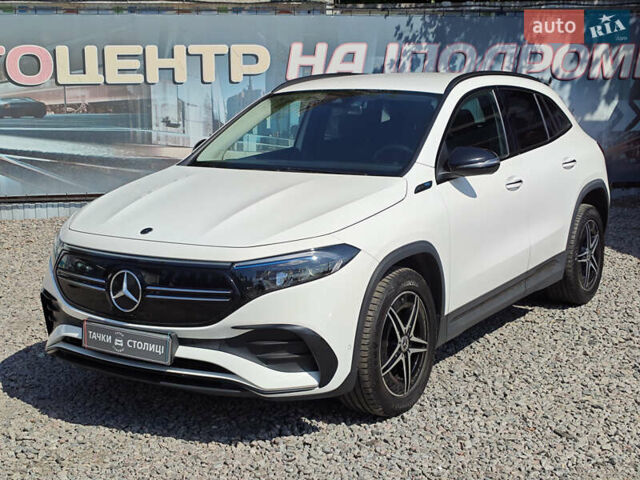 Белый Мерседес EQA, объемом двигателя 0 л и пробегом 151 тыс. км за 28000 $, фото 1 на Automoto.ua