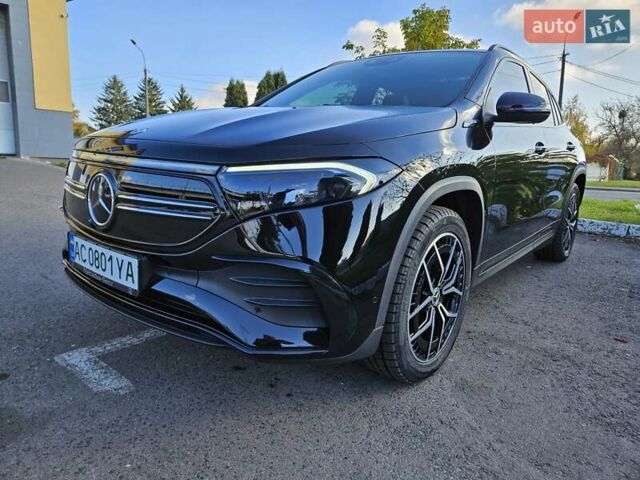 Чорний Мерседес EQA, об'ємом двигуна 0 л та пробігом 63 тис. км за 27999 $, фото 1 на Automoto.ua