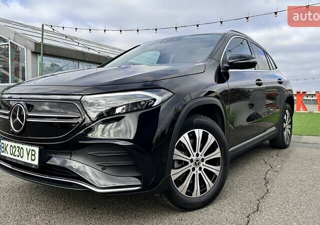 Чорний Мерседес EQA, об'ємом двигуна 0 л та пробігом 38 тис. км за 33300 $, фото 1 на Automoto.ua