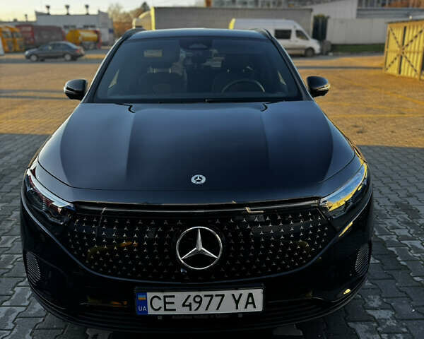 Черный Мерседес EQA, объемом двигателя 0 л и пробегом 8 тыс. км за 39115 $, фото 1 на Automoto.ua
