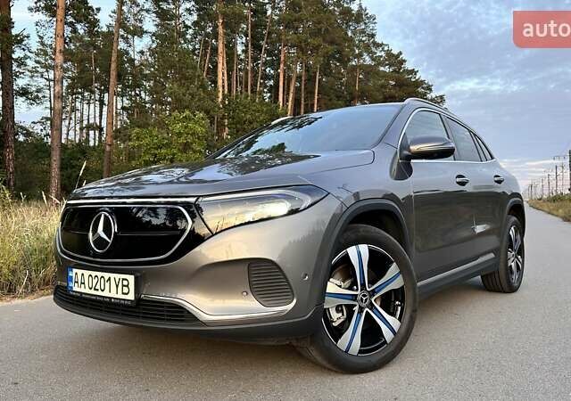 Сірий Мерседес EQA, об'ємом двигуна 0 л та пробігом 72 тис. км за 39000 $, фото 1 на Automoto.ua