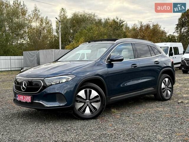 Синий Мерседес EQA, объемом двигателя 0 л и пробегом 68 тыс. км за 25900 $, фото 1 на Automoto.ua
