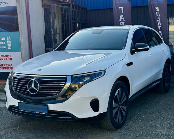 Білий Мерседес EQC, об'ємом двигуна 0 л та пробігом 39 тис. км за 30299 $, фото 1 на Automoto.ua