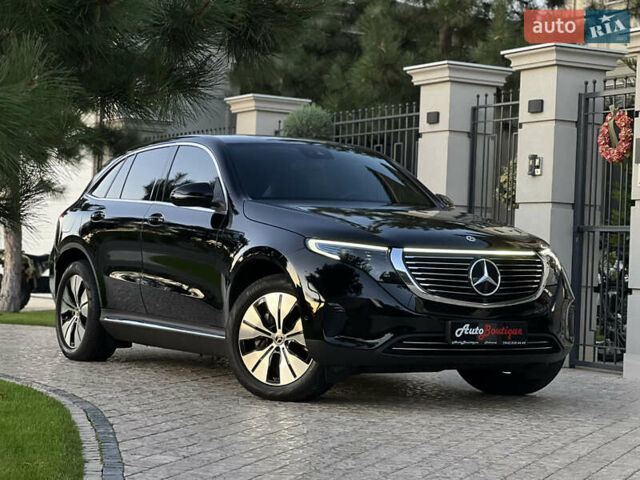 Черный Мерседес EQC, объемом двигателя 0 л и пробегом 49 тыс. км за 39900 $, фото 1 на Automoto.ua