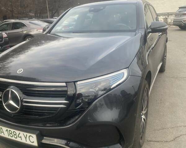 Черный Мерседес EQC, объемом двигателя 0 л и пробегом 74 тыс. км за 46573 $, фото 1 на Automoto.ua
