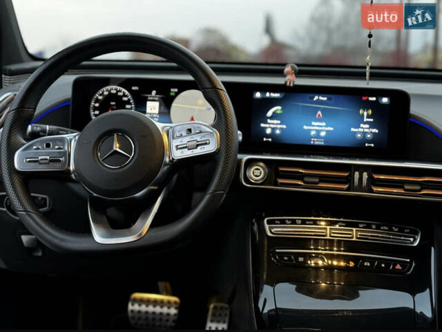 Черный Мерседес EQC, объемом двигателя 0 л и пробегом 41 тыс. км за 44000 $, фото 1 на Automoto.ua